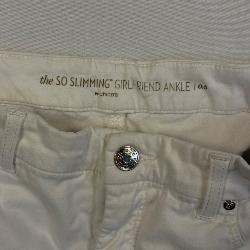 Chicos Large White Denim Straight Leg Jeans Womens Five Pocket Pants - Picture 11 of 12